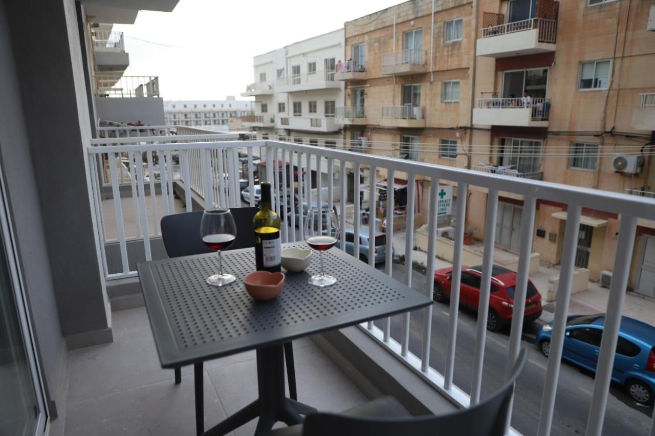 Comfort And Convenience Flat 4 Dad's Court Apartment *