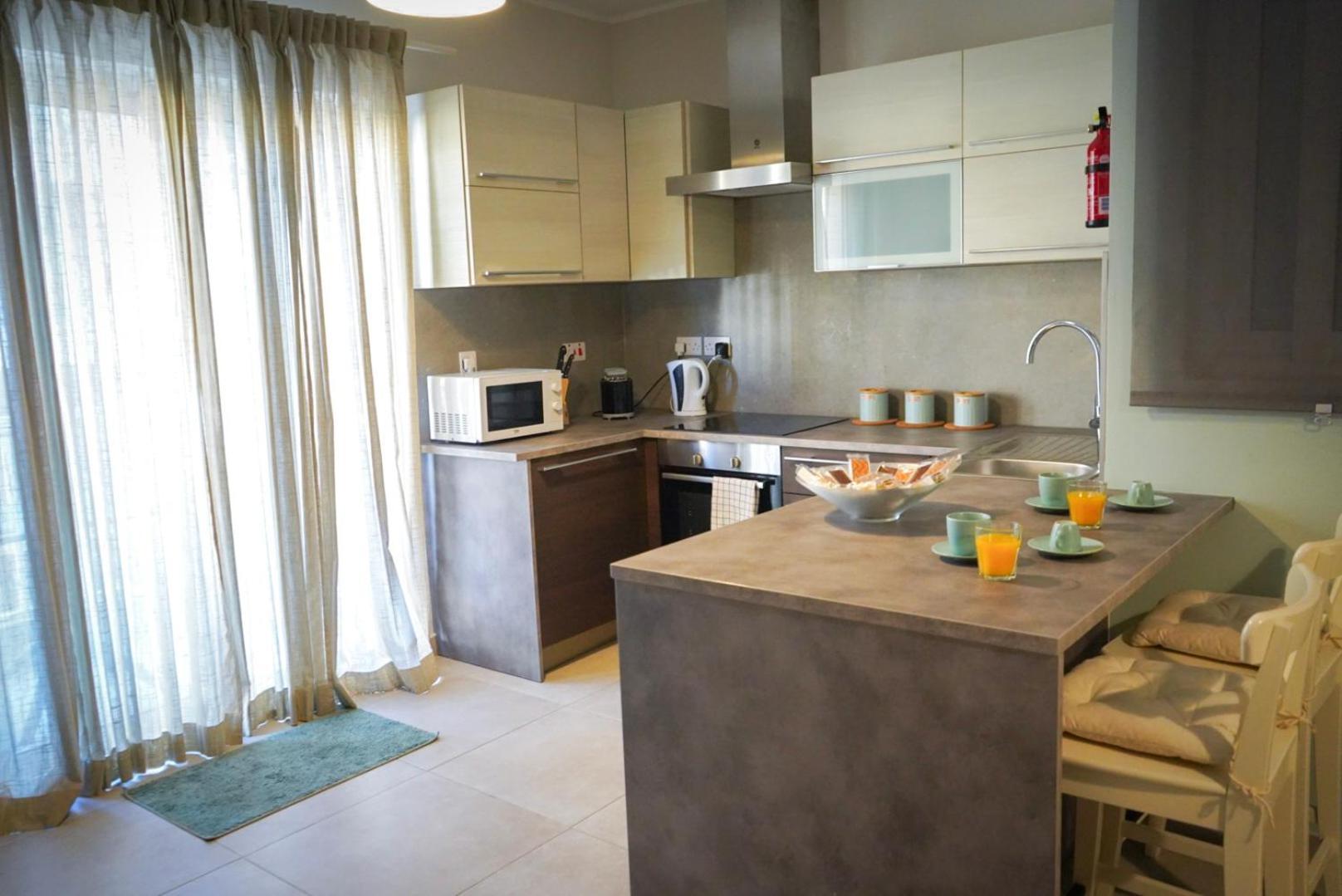 Comfort And Convenience Flat 4 Dad's Court * St. Paul's Bay